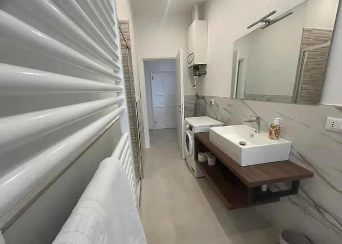 Carradori 2 Apartment-historic Center-autodromo Apartman Imola