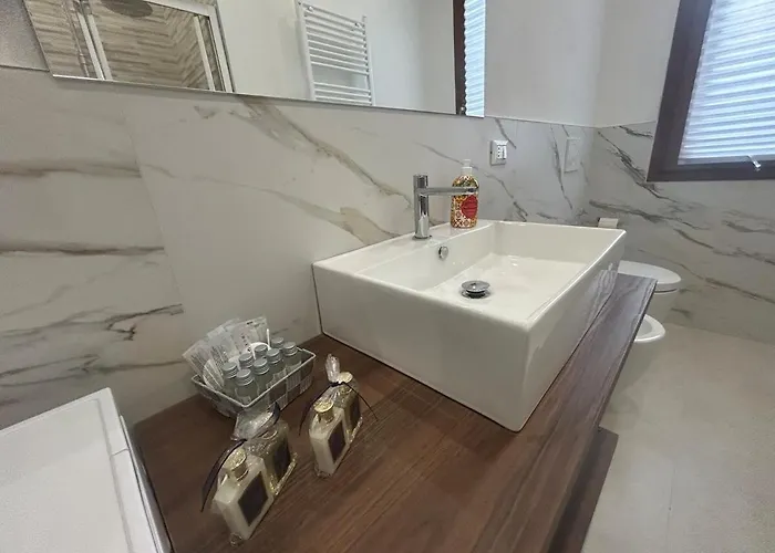 Carradori 2 Apartment-historic Center-autodromo * Imola